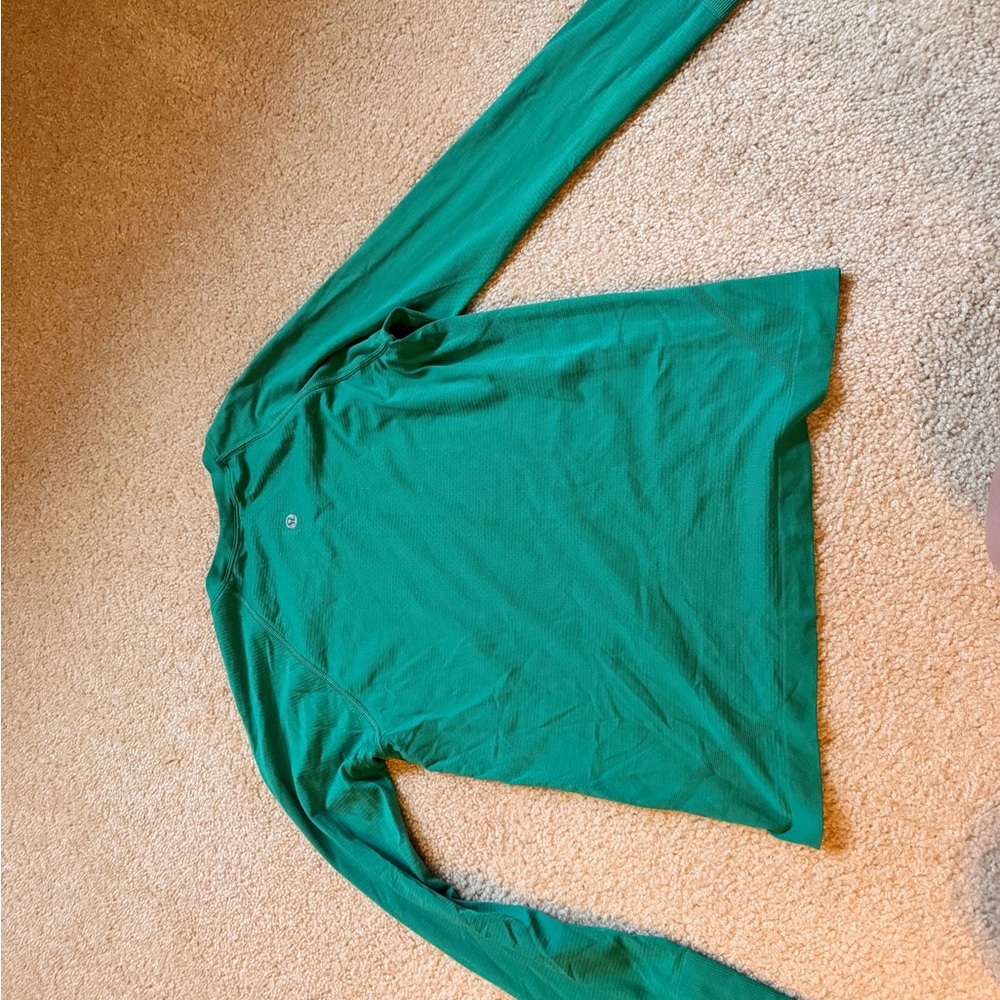 lululemon athletica Green Long Sleeve Tee